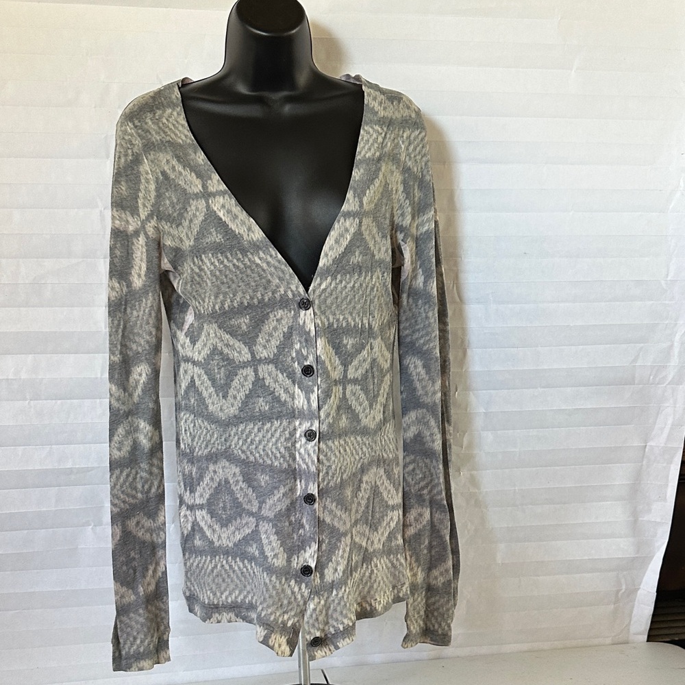 Lux Women’s Light Gray Design Button Down Blouse – Size Small